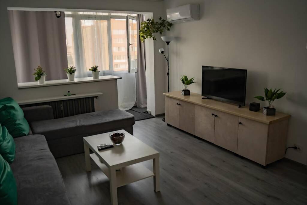 Modern 1 Bedroom Apartment In Bucharest Center! Exterior foto